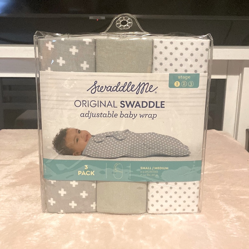 SwaddleMe Original Swaddle - Criss Cross Polka Dot